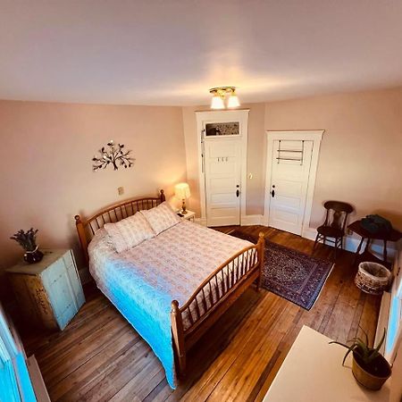 Laurel River Club Bed & Breakfast Or Lrcbnb Dryfork Екстер'єр фото