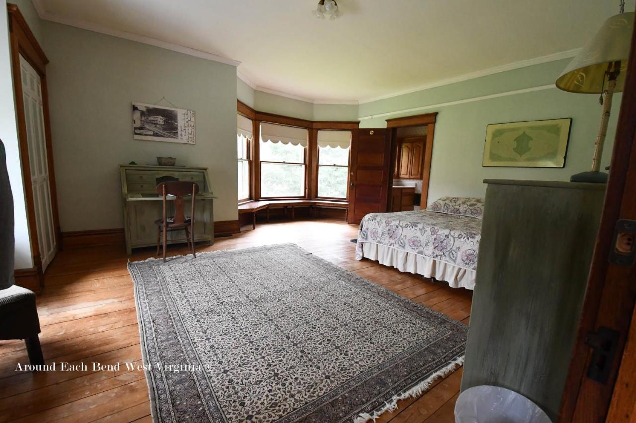 Laurel River Club Bed & Breakfast Or Lrcbnb Dryfork Екстер'єр фото